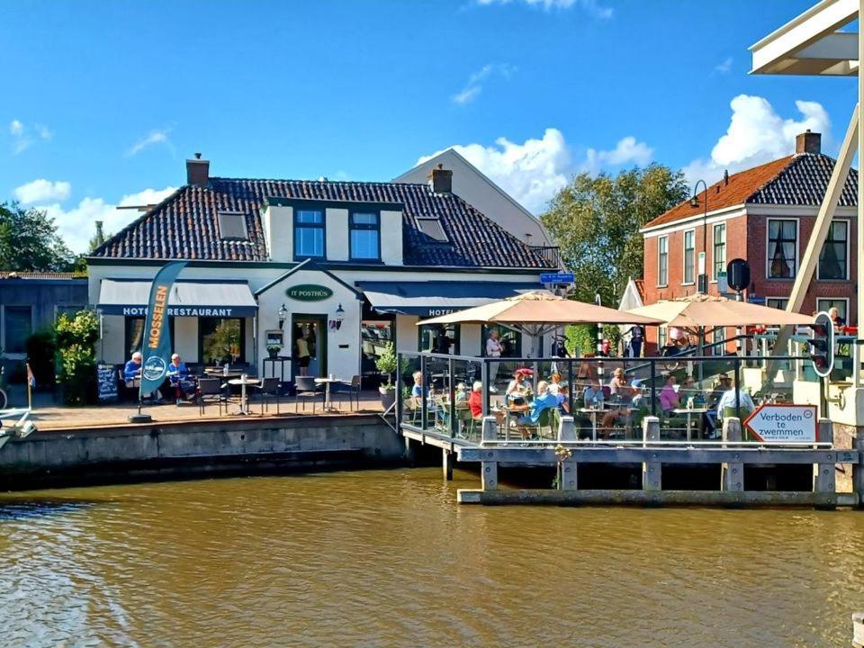 Hotel Restaurant It Posthus Birdaard Exterior photo