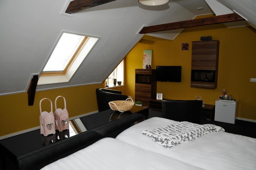 Hotel Restaurant It Posthus Birdaard Room photo